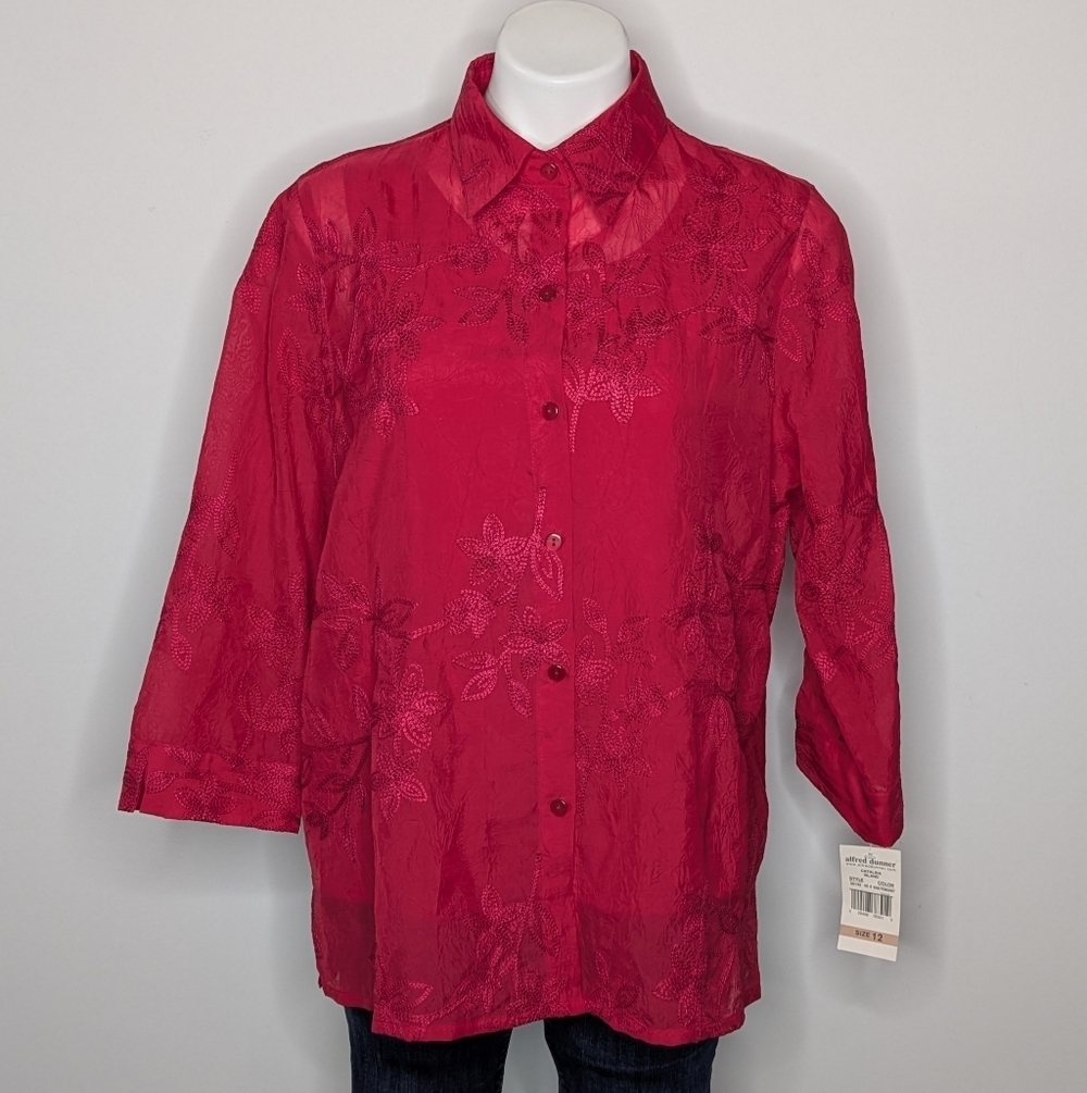 NWT Alfred Dunner Deep Pink Floral Embroidered Collared Button Up Top 12